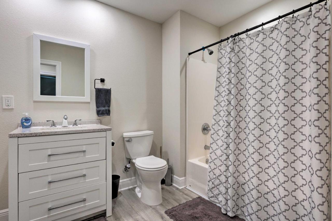 Spacious Gulfport Home With Yard 1 Mi To Beach Εξωτερικό φωτογραφία